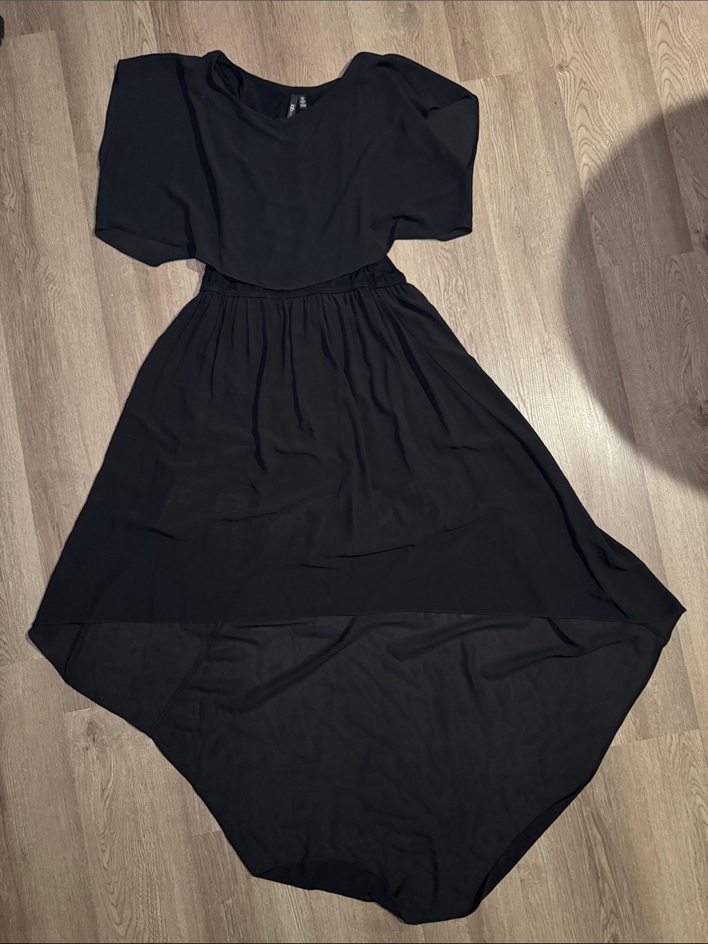 Elegant Black High-Low Dress with Elastic Waist